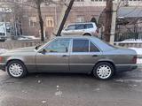 Mercedes-Benz E 260 1991 годаүшін900 000 тг. в Алматы – фото 5