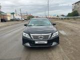 Toyota Camry 2014 года за 9 500 000 тг. в Атырау