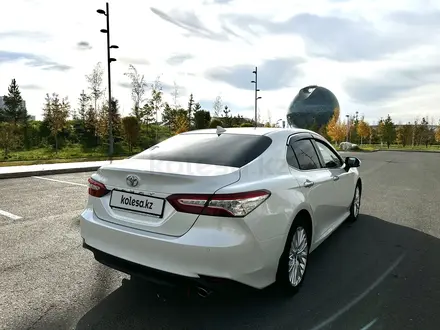 Toyota Camry 2021 года за 15 100 000 тг. в Астана – фото 7