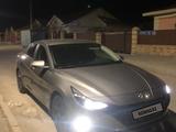 Hyundai Elantra 2021 года за 10 600 000 тг. в Атырау – фото 4