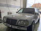 Mercedes-Benz E 200 1994 года за 1 400 000 тг. в Жезказган – фото 4