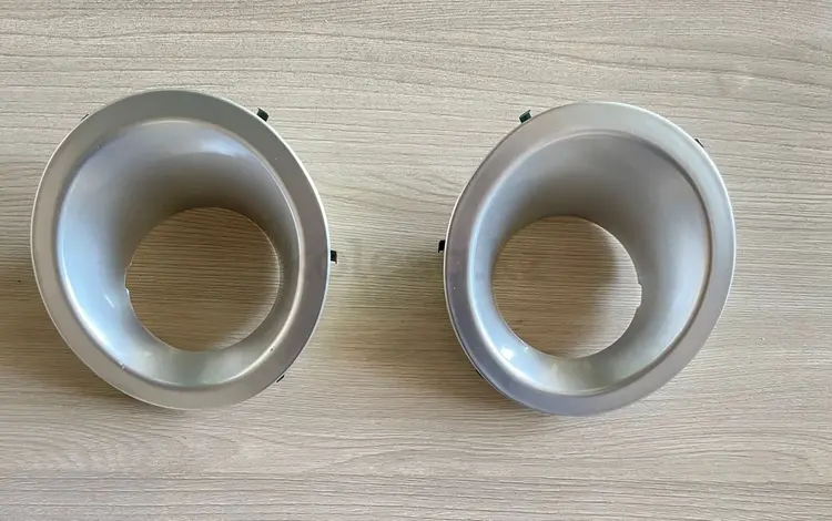 Комплект накладок противотуманных фар в бампере RANGE ROVER SPORT за 20 000 тг. в Алматы