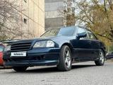 Mercedes-Benz C 230 1996 года за 1 200 000 тг. в Алматы – фото 2