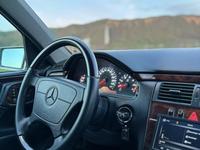 Mercedes-Benz E 320 1998 года за 5 500 000 тг. в Алматы