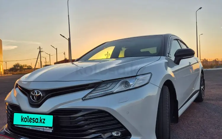 Toyota Camry 2020 года за 14 999 999 тг. в Астана