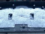 Обшивку крышки багажника Hyundai ix 35/Tucson за 3 000 тг. в Уральск – фото 2