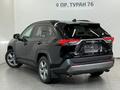 Toyota RAV4 Prestige 2020 года за 13 490 000 тг. в Астана – фото 2