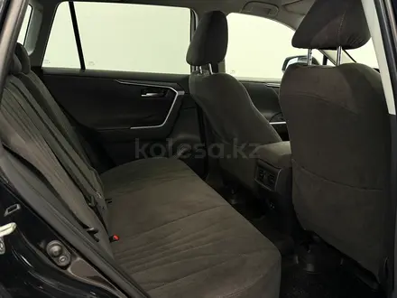 Toyota RAV4 Prestige 2020 года за 13 490 000 тг. в Астана – фото 7
