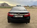 Toyota Camry 2014 года за 10 000 000 тг. в Астана – фото 4
