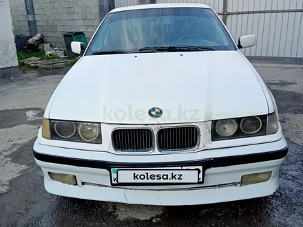 BMW 320 1995 годаүшін1 300 000 тг. в Алматы – фото 2