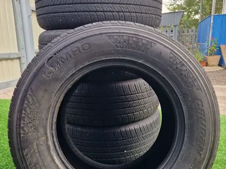Комплект летней резины 5 баллонов. за 200 000 тг. в Алтай