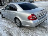 Mercedes-Benz E 320 2002 годаүшін5 500 000 тг. в Жезказган – фото 2