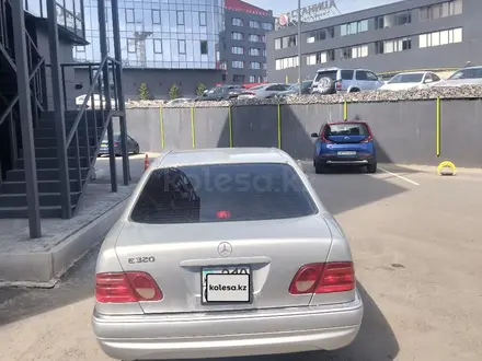 Mercedes-Benz E 320 1998 года за 3 200 000 тг. в Алматы – фото 10