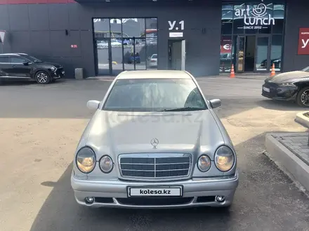 Mercedes-Benz E 320 1998 года за 3 200 000 тг. в Алматы – фото 15