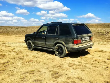 Land Rover Range Rover 1998 года за 3 000 000 тг. в Жезказган – фото 4