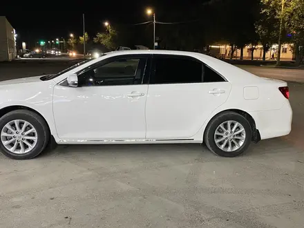 Toyota Camry 2014 года за 9 200 000 тг. в Тараз – фото 2