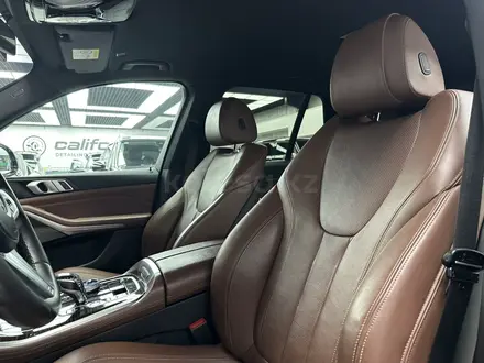 BMW X5 2018 года за 28 000 000 тг. в Алматы – фото 10