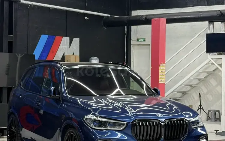 BMW X5 2018 года за 28 200 000 тг. в Алматы