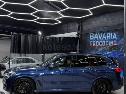 BMW X5 2018 года за 28 000 000 тг. в Алматы – фото 5