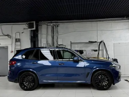 BMW X5 2018 года за 28 000 000 тг. в Алматы – фото 6