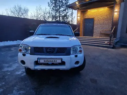 Nissan NP300 2011 года за 5 000 000 тг. в Алматы – фото 6