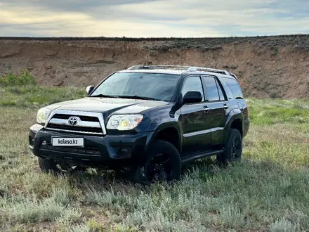 Toyota 4Runner 2005 года за 9 000 000 тг. в Актобе – фото 3