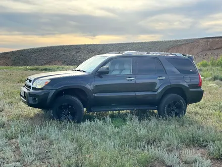 Toyota 4Runner 2005 года за 9 000 000 тг. в Актобе – фото 4