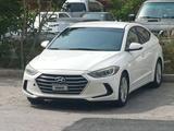 Hyundai Elantra 2017 года за 3 700 000 тг. в Актау