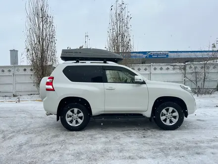 Toyota Land Cruiser Prado 2014 года за 15 200 000 тг. в Актобе – фото 17