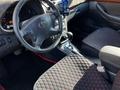 Toyota Avensis 2004 годаүшін3 500 000 тг. в Астана – фото 13