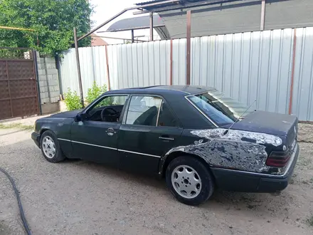 Mercedes-Benz E 230 1991 года за 550 000 тг. в Алматы – фото 5