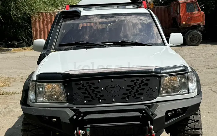 Toyota Land Cruiser 2000 года за 12 500 000 тг. в Шымкент