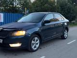Skoda Rapid 2017 года за 3 500 000 тг. в Уральск – фото 4