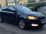 Skoda Rapid 2017 года за 3 500 000 тг. в Уральск