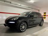 Porsche Cayenne 2013 года за 14 000 000 тг. в Алматы