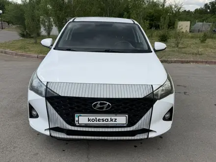 Hyundai Accent 2022 года за 7 600 000 тг. в Костанай