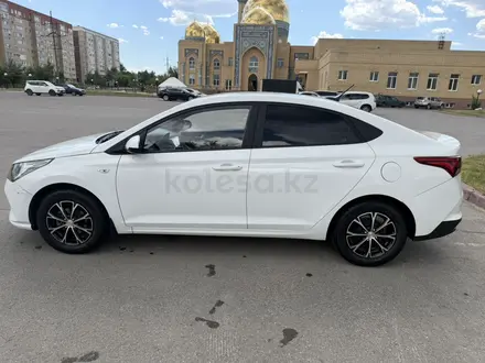 Hyundai Accent 2022 года за 7 600 000 тг. в Костанай – фото 3