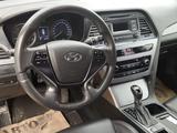 Hyundai Sonata 2015 года за 5 300 000 тг. в Шымкент – фото 3