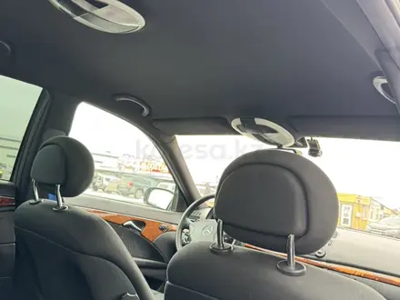 Mercedes-Benz E 240 2003 года за 5 500 000 тг. в Караганда – фото 5