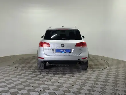 Volkswagen Touareg 2010 года за 8 200 000 тг. в Алматы – фото 6