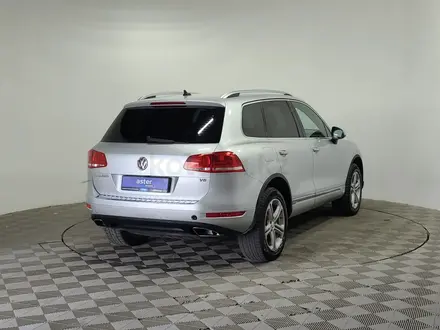 Volkswagen Touareg 2010 года за 8 200 000 тг. в Алматы – фото 5