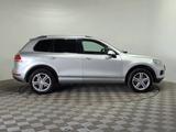 Volkswagen Touareg 2010 года за 8 200 000 тг. в Алматы – фото 4