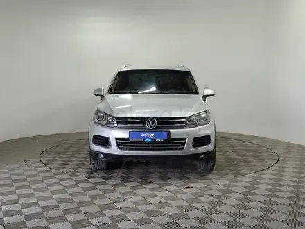 Volkswagen Touareg 2010 года за 8 200 000 тг. в Алматы – фото 2