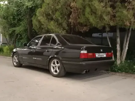 BMW 520 1990 года за 2 300 000 тг. в Тараз – фото 3