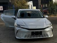 Toyota Camry 2024 годаүшін15 500 000 тг. в Шымкент