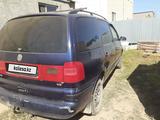 Volkswagen Sharan 2002 годаүшін1 900 000 тг. в Уральск