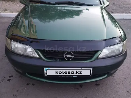 Opel Vectra 1997 года за 1 900 000 тг. в Караганда