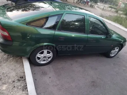 Opel Vectra 1997 года за 1 900 000 тг. в Караганда – фото 3