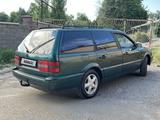 Volkswagen Passat 1994 годаүшін1 791 094 тг. в Шымкент – фото 4