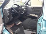 Volkswagen Caravelle 1992 года за 3 500 000 тг. в Семей – фото 2